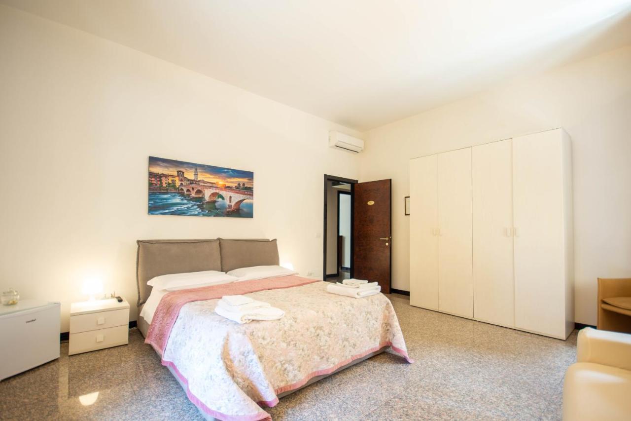 Residenza Bra Rooms Verona Exteriör bild